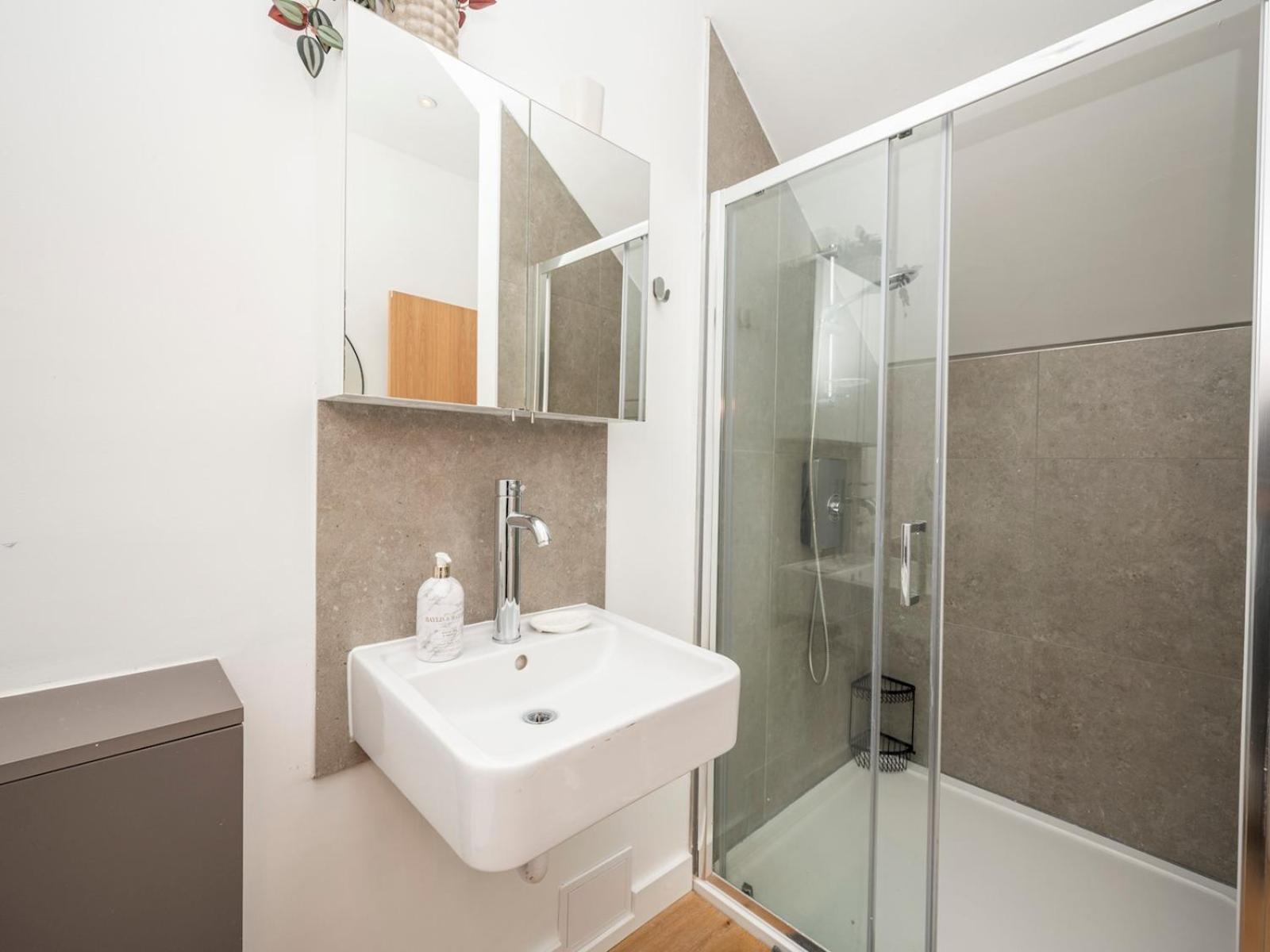 Appartamento Pass The Keys Peckham 1 Bed Flat Free On Street Parking